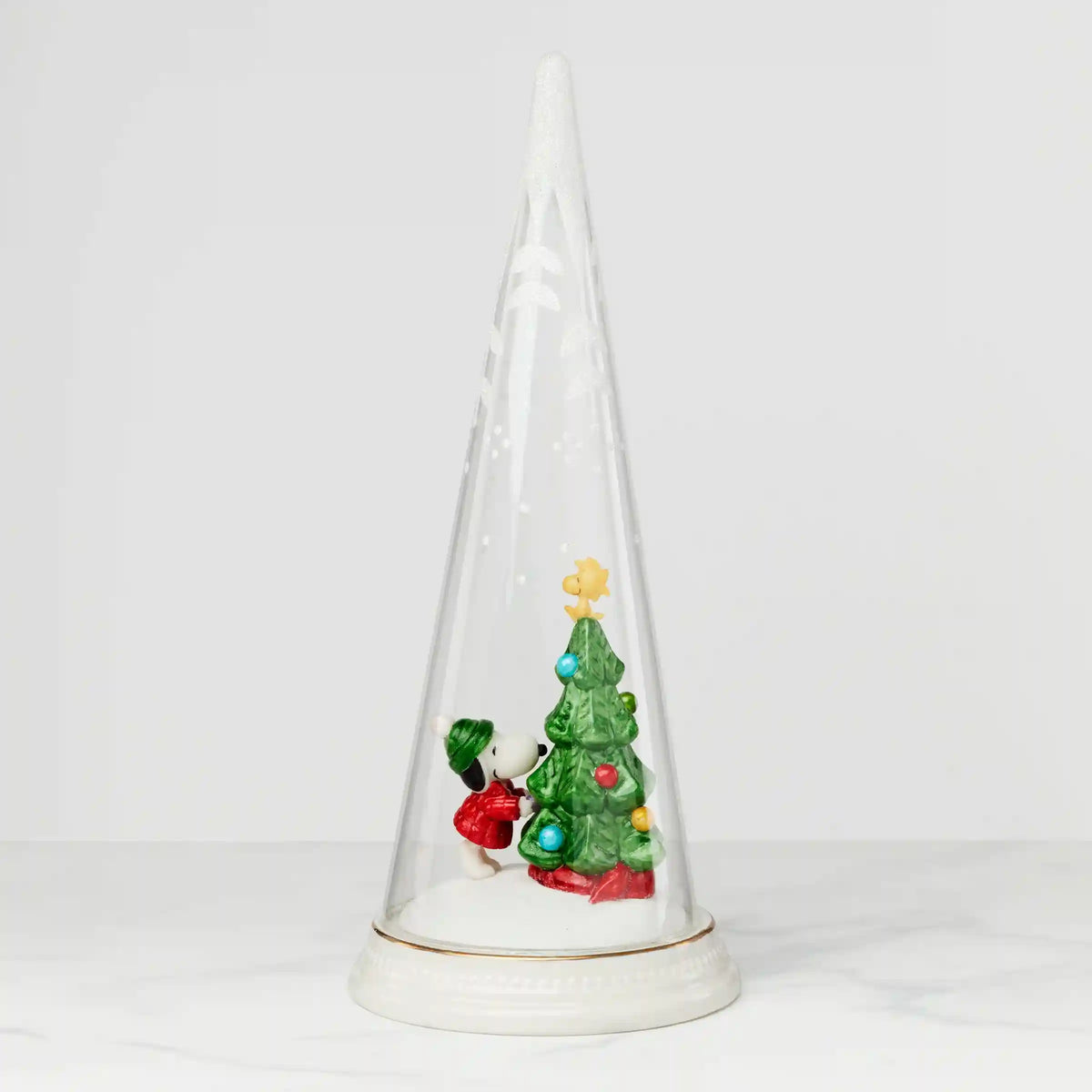 Peanuts Merry & Magical Christmas Scene Figurine