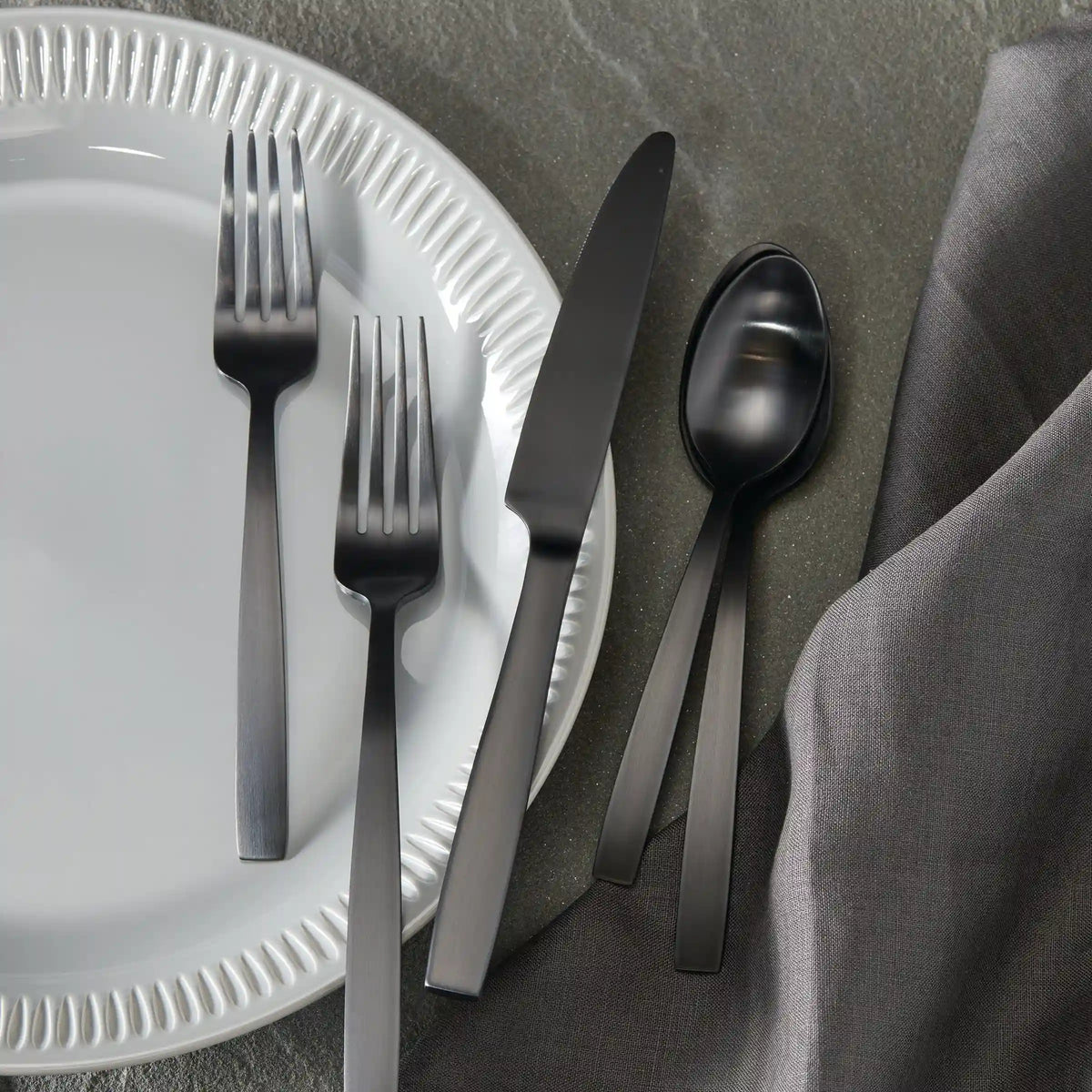 Clearview Black Satin 20-Piece Flatware Set