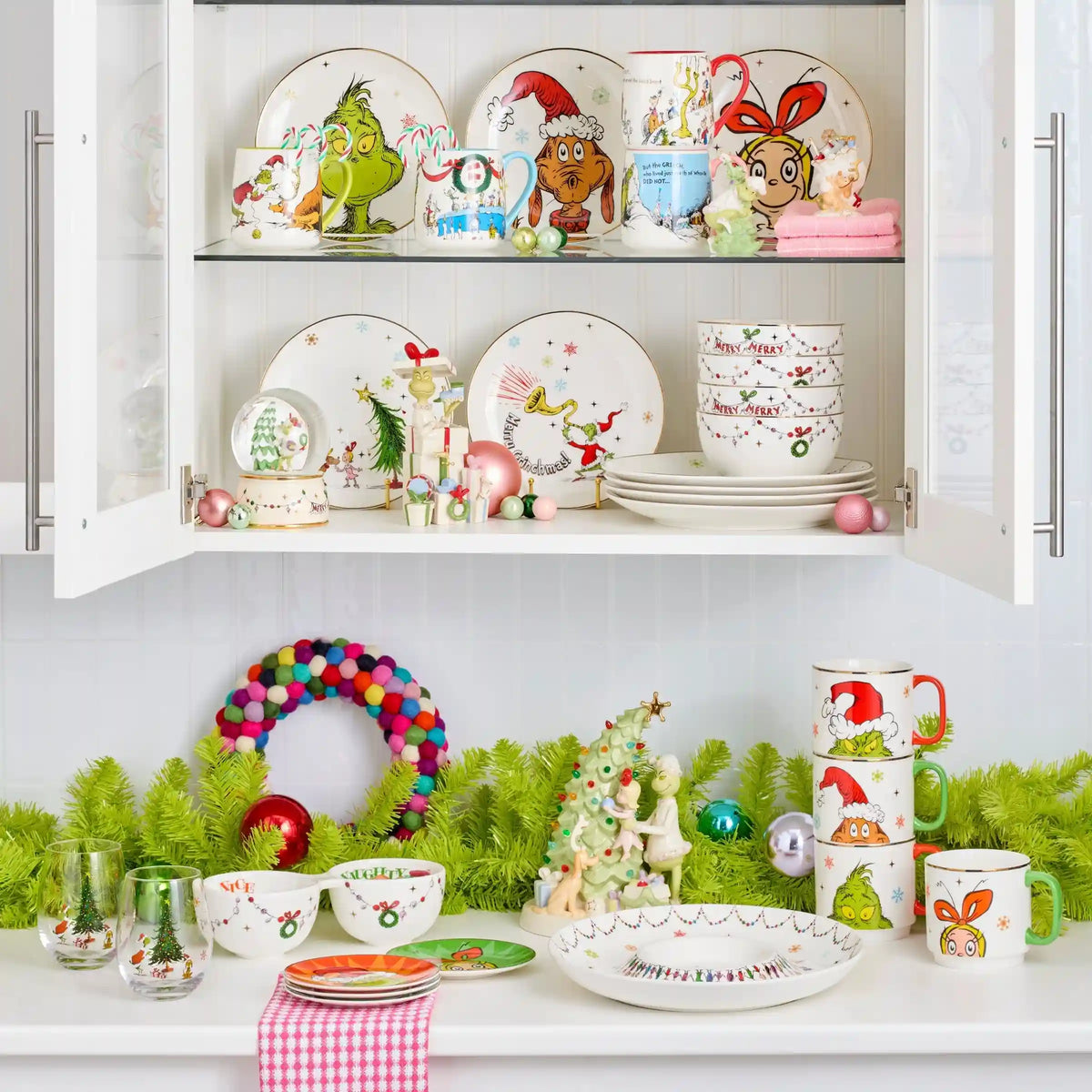 Merry Grinchmas 12-Piece Dinnerware Set